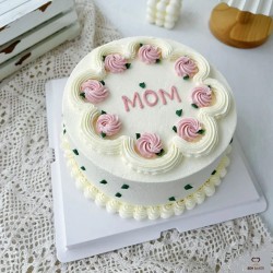Mother's Day Cake 04